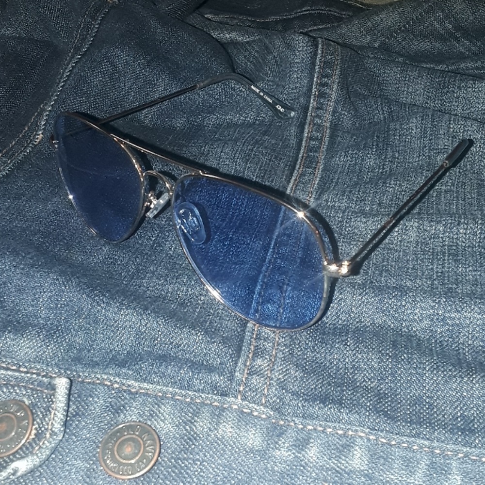 Sunglasses - Picture 2 of 3